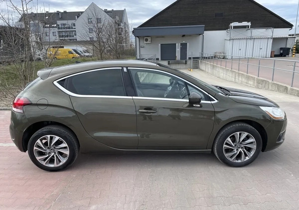 Citroen DS4 cena 29900 przebieg: 183000, rok produkcji 2012 z Piła małe 106